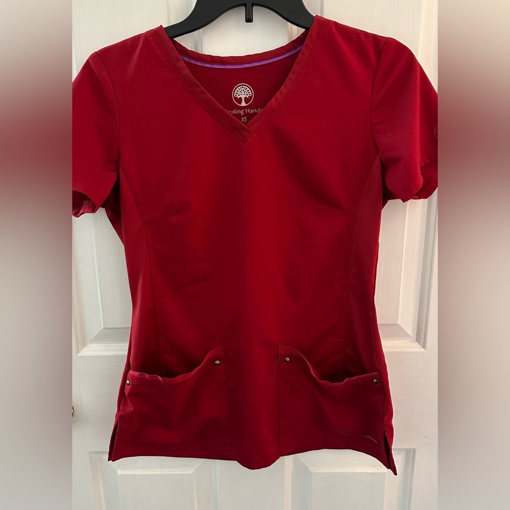 XS Scrub top red